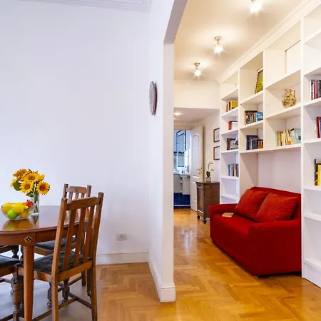 Elegantis Solinda - Easily Get To The Historic Center, Metro, Tram And Bus Are Nearby * Roma