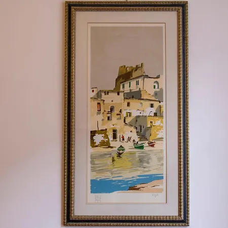 Elegantis Solinda - Easily Get To The Historic Center, Metro, Tram And Bus Are Nearby Apartment *