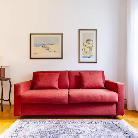 Elegantis Solinda - Easily Get To The Historic Center, Metro, Tram And Bus Are Nearby Roma