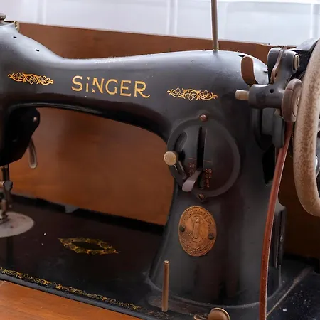 Elegantis Solinda With Private Terrace - Steps From Metro, Tram & Bus To Rome's Historic Center