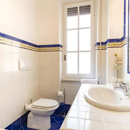 Elegantis Solinda With Private Terrace - Steps From Metro, Tram & Bus To Rome's Historic Center 公寓 罗马